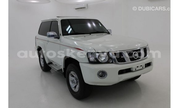 Imported Nissan Patrol White Makiinaa iti Import - Dubai keessatti Central Kenya keessatti Imported Nissan Patrol White Makiinaa iti Import - Dubai keessatti Central Kenya keessatti