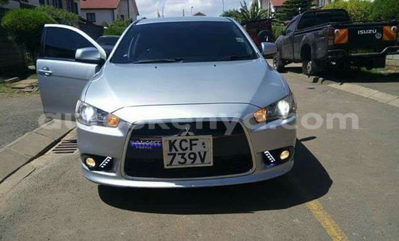 Buy Used Mitsubishi Outlander White Car in Nairobi in Nairobi Buy Used Mitsubishi Outlander White Car in Nairobi in Nairobi