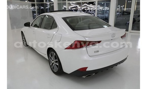 Imported Lexus IS White Makiinaa iti Import - Dubai keessatti Central Kenya keessatti Imported Lexus IS White Makiinaa iti Import - Dubai keessatti Central Kenya keessatti