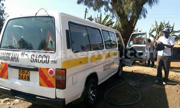 Oofamaa Nissan QD White Makiinaa iti Nairobi keessatti Nairobi keessatti Oofamaa Nissan QD White Makiinaa iti Nairobi keessatti Nairobi keessatti