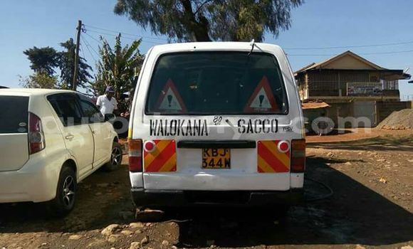 Oofamaa Nissan QD White Makiinaa iti Nairobi keessatti Nairobi keessatti Oofamaa Nissan QD White Makiinaa iti Nairobi keessatti Nairobi keessatti