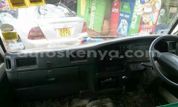 Oofamaa Nissan QD White Makiinaa iti Nairobi keessatti Nairobi keessatti Oofamaa Nissan QD White Makiinaa iti Nairobi keessatti Nairobi keessatti