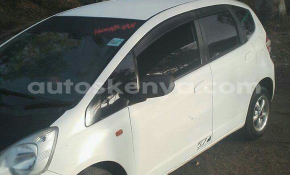 Oofamaa Honda Fit White Makiinaa iti Nairobi keessatti Nairobi keessatti Oofamaa Honda Fit White Makiinaa iti Nairobi keessatti Nairobi keessatti