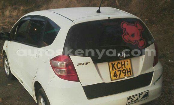 Oofamaa Honda Fit White Makiinaa iti Nairobi keessatti Nairobi keessatti Oofamaa Honda Fit White Makiinaa iti Nairobi keessatti Nairobi keessatti