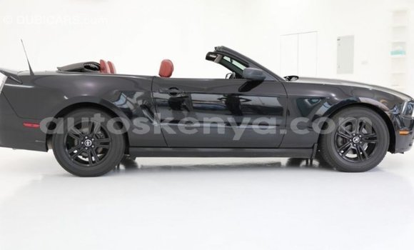 Imported Ford Mustang Black Makiinaa iti Import - Dubai keessatti Central Kenya keessatti Imported Ford Mustang Black Makiinaa iti Import - Dubai keessatti Central Kenya keessatti