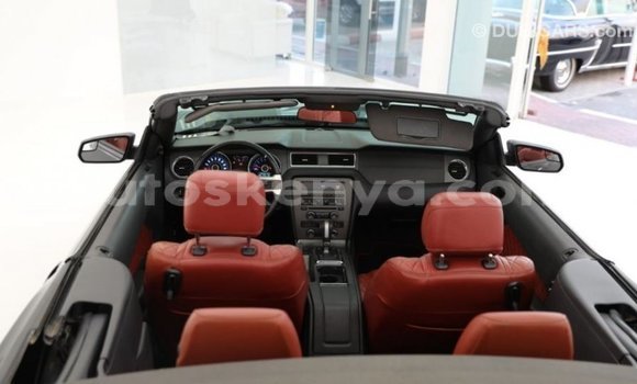 Imported Ford Mustang Black Makiinaa iti Import - Dubai keessatti Central Kenya keessatti Imported Ford Mustang Black Makiinaa iti Import - Dubai keessatti Central Kenya keessatti