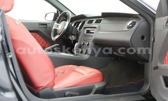 Imported Ford Mustang Black Makiinaa iti Import - Dubai keessatti Central Kenya keessatti Imported Ford Mustang Black Makiinaa iti Import - Dubai keessatti Central Kenya keessatti