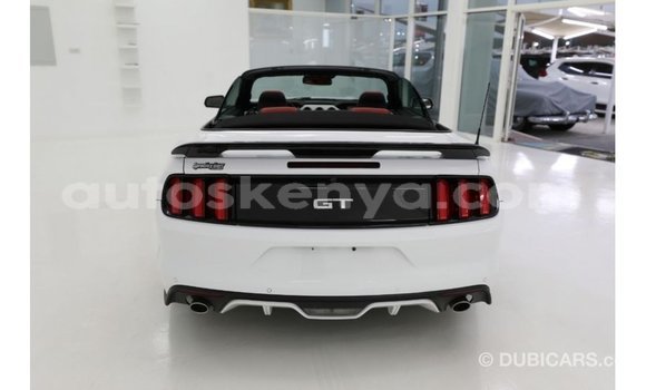 Imported Ford Mustang White Makiinaa iti Import - Dubai keessatti Central Kenya keessatti Imported Ford Mustang White Makiinaa iti Import - Dubai keessatti Central Kenya keessatti