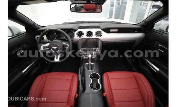 Imported Ford Mustang White Makiinaa iti Import - Dubai keessatti Central Kenya keessatti Imported Ford Mustang White Makiinaa iti Import - Dubai keessatti Central Kenya keessatti