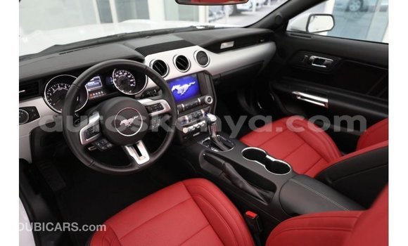 Imported Ford Mustang White Makiinaa iti Import - Dubai keessatti Central Kenya keessatti Imported Ford Mustang White Makiinaa iti Import - Dubai keessatti Central Kenya keessatti