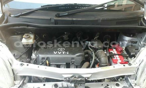 Oofamaa Toyota Porte Silver Makiinaa iti Nairobi keessatti Nairobi keessatti Oofamaa Toyota Porte Silver Makiinaa iti Nairobi keessatti Nairobi keessatti