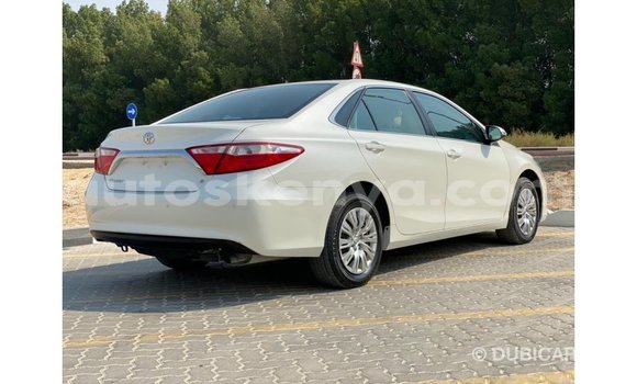 Nunua Imported Toyota Camry Nyeupe Gari ndani ya Import - Dubai nchini Kati Kenya Nunua Imported Toyota Camry Nyeupe Gari ndani ya Import - Dubai nchini Kati Kenya