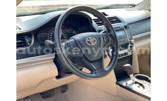 Nunua Imported Toyota Camry Nyeupe Gari ndani ya Import - Dubai nchini Kati Kenya Nunua Imported Toyota Camry Nyeupe Gari ndani ya Import - Dubai nchini Kati Kenya