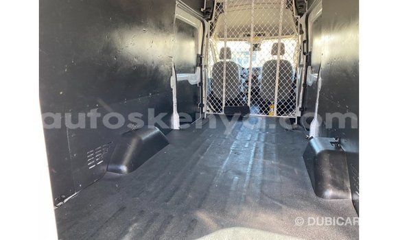 Imported Ford Club Wagon White Makiinaa iti Import - Dubai keessatti Central Kenya keessatti Imported Ford Club Wagon White Makiinaa iti Import - Dubai keessatti Central Kenya keessatti