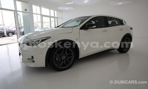 Imported Infiniti Q30 White Makiinaa iti Import - Dubai keessatti Central Kenya keessatti Imported Infiniti Q30 White Makiinaa iti Import - Dubai keessatti Central Kenya keessatti
