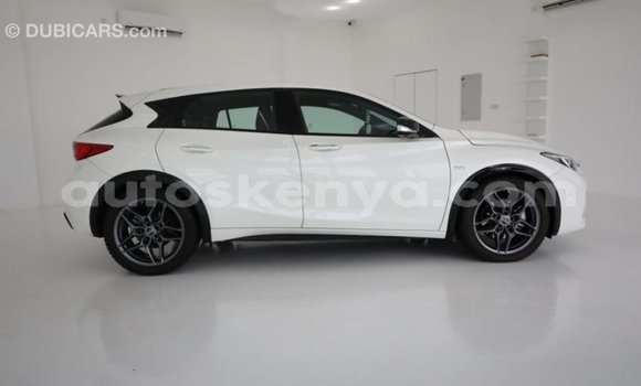 Imported Infiniti Q30 White Makiinaa iti Import - Dubai keessatti Central Kenya keessatti Imported Infiniti Q30 White Makiinaa iti Import - Dubai keessatti Central Kenya keessatti
