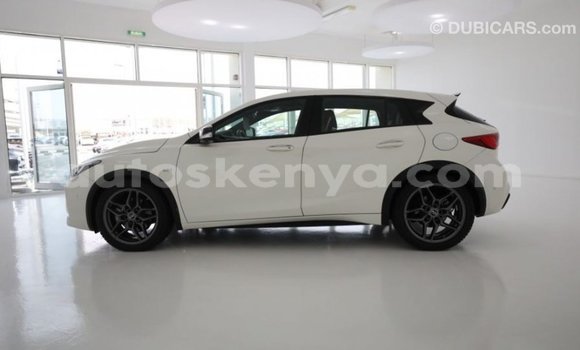 Imported Infiniti Q30 White Makiinaa iti Import - Dubai keessatti Central Kenya keessatti Imported Infiniti Q30 White Makiinaa iti Import - Dubai keessatti Central Kenya keessatti
