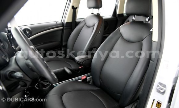 Nunua Imported Mini Cooper Nyeupe Gari ndani ya Import - Dubai nchini Kati Kenya Nunua Imported Mini Cooper Nyeupe Gari ndani ya Import - Dubai nchini Kati Kenya