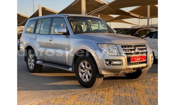 Nunua Imported Mitsubishi Pajero Nyingine Gari ndani ya Import - Dubai nchini Kati Kenya Nunua Imported Mitsubishi Pajero Nyingine Gari ndani ya Import - Dubai nchini Kati Kenya