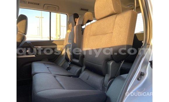 Nunua Imported Mitsubishi Pajero Nyingine Gari ndani ya Import - Dubai nchini Kati Kenya Nunua Imported Mitsubishi Pajero Nyingine Gari ndani ya Import - Dubai nchini Kati Kenya