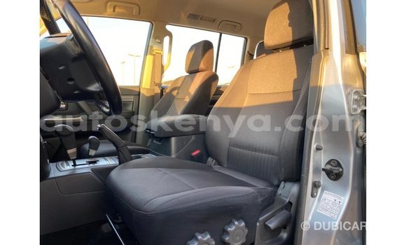 Nunua Imported Mitsubishi Pajero Nyingine Gari ndani ya Import - Dubai nchini Kati Kenya Nunua Imported Mitsubishi Pajero Nyingine Gari ndani ya Import - Dubai nchini Kati Kenya