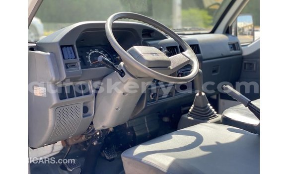 Buy Import Mitsubishi L300 White Car in Import - Dubai in Central Kenya Buy Import Mitsubishi L300 White Car in Import - Dubai in Central Kenya