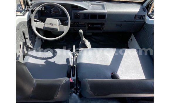 Buy Import Mitsubishi L300 White Car in Import - Dubai in Central Kenya Buy Import Mitsubishi L300 White Car in Import - Dubai in Central Kenya