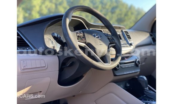 Imported Hyundai Tucson Brown Makiinaa iti Import - Dubai keessatti Central Kenya keessatti Imported Hyundai Tucson Brown Makiinaa iti Import - Dubai keessatti Central Kenya keessatti