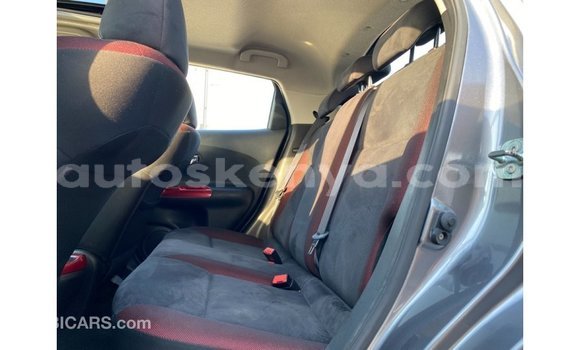 Nunua Imported Nissan Juke Nyingine Gari ndani ya Import - Dubai nchini Kati Kenya Nunua Imported Nissan Juke Nyingine Gari ndani ya Import - Dubai nchini Kati Kenya