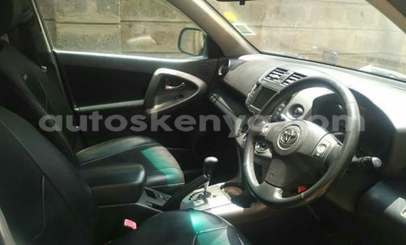 Oofamaa Toyota RAV4 Blue Makiinaa iti Nairobi keessatti Nairobi keessatti Oofamaa Toyota RAV4 Blue Makiinaa iti Nairobi keessatti Nairobi keessatti