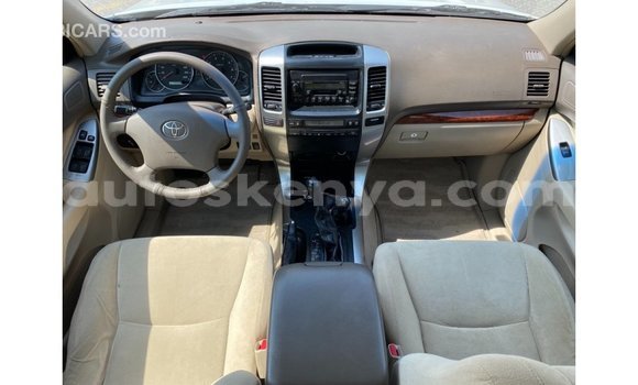 Imported Toyota Prado White Makiinaa iti Import - Dubai keessatti Central Kenya keessatti Imported Toyota Prado White Makiinaa iti Import - Dubai keessatti Central Kenya keessatti