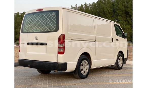 Imported Toyota Hiace White Makiinaa iti Import - Dubai keessatti Central Kenya keessatti Imported Toyota Hiace White Makiinaa iti Import - Dubai keessatti Central Kenya keessatti