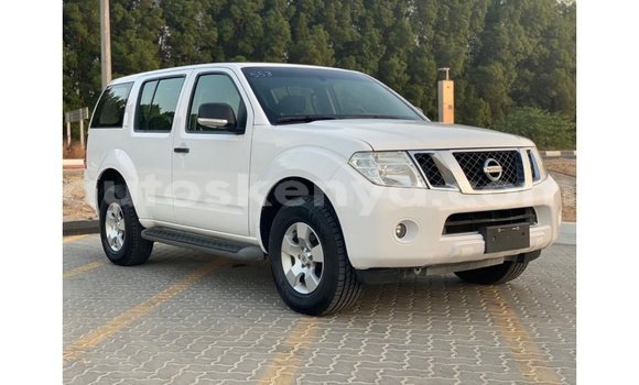 Imported Nissan Pathfinder White Makiinaa iti Import - Dubai keessatti Central Kenya keessatti Imported Nissan Pathfinder White Makiinaa iti Import - Dubai keessatti Central Kenya keessatti