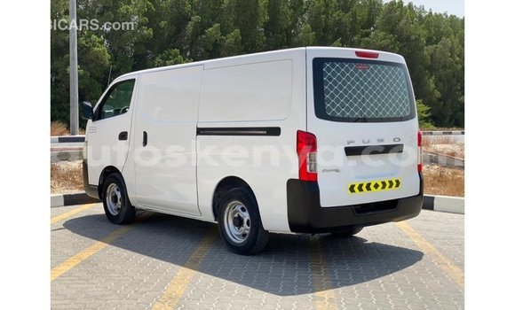 Imported Mitsubishi Fuso White Netiree iti Import - Dubai keessatti Central Kenya keessatti Imported Mitsubishi Fuso White Netiree iti Import - Dubai keessatti Central Kenya keessatti