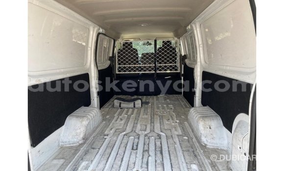 Imported Mitsubishi Fuso White Netiree iti Import - Dubai keessatti Central Kenya keessatti Imported Mitsubishi Fuso White Netiree iti Import - Dubai keessatti Central Kenya keessatti