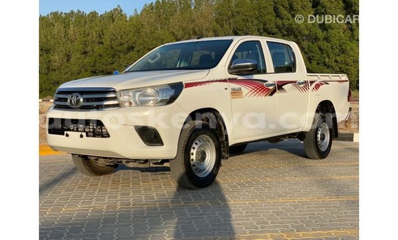 Imported Toyota Hilux White Makiinaa iti Import - Dubai keessatti Central Kenya keessatti Imported Toyota Hilux White Makiinaa iti Import - Dubai keessatti Central Kenya keessatti