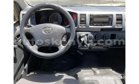 Buy Import Toyota Hiace White Car in Import - Dubai in Central Kenya Buy Import Toyota Hiace White Car in Import - Dubai in Central Kenya