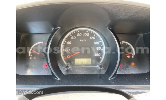 Buy Import Toyota Hiace White Car in Import - Dubai in Central Kenya Buy Import Toyota Hiace White Car in Import - Dubai in Central Kenya