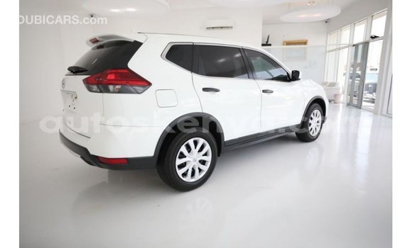 Nunua Imported Nissan Rogue Nyeupe Gari ndani ya Import - Dubai nchini Kati Kenya Nunua Imported Nissan Rogue Nyeupe Gari ndani ya Import - Dubai nchini Kati Kenya
