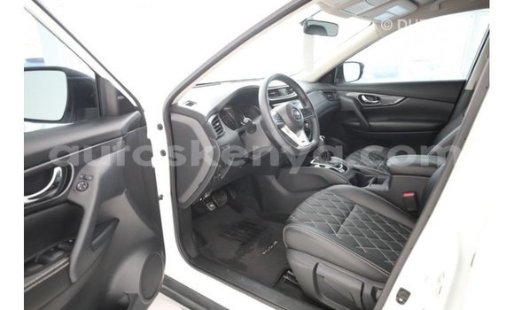 Nunua Imported Nissan Rogue Nyeupe Gari ndani ya Import - Dubai nchini Kati Kenya Nunua Imported Nissan Rogue Nyeupe Gari ndani ya Import - Dubai nchini Kati Kenya