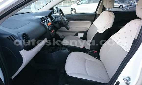 Oofamaa Mitsubishi Mirage White Makiinaa iti Nairobi keessatti Nairobi keessatti Oofamaa Mitsubishi Mirage White Makiinaa iti Nairobi keessatti Nairobi keessatti