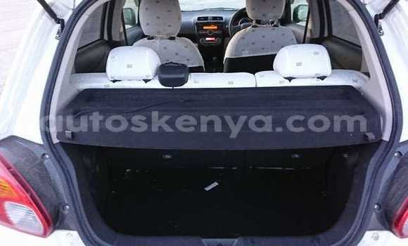 Oofamaa Mitsubishi Mirage White Makiinaa iti Nairobi keessatti Nairobi keessatti Oofamaa Mitsubishi Mirage White Makiinaa iti Nairobi keessatti Nairobi keessatti