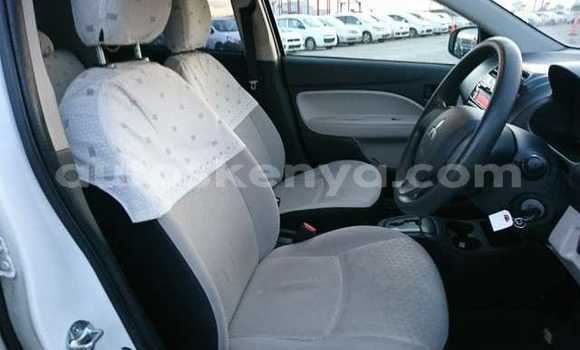 Oofamaa Mitsubishi Mirage White Makiinaa iti Nairobi keessatti Nairobi keessatti Oofamaa Mitsubishi Mirage White Makiinaa iti Nairobi keessatti Nairobi keessatti