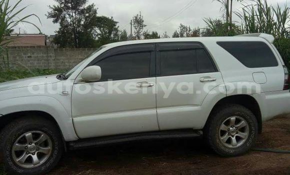 Oofamaa Toyota Surf White Makiinaa iti Nairobi keessatti Nairobi keessatti Oofamaa Toyota Surf White Makiinaa iti Nairobi keessatti Nairobi keessatti