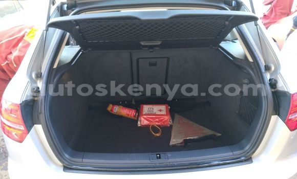 Oofamaa Audi A3 Silver Makiinaa iti Nairobi keessatti Nairobi keessatti Oofamaa Audi A3 Silver Makiinaa iti Nairobi keessatti Nairobi keessatti