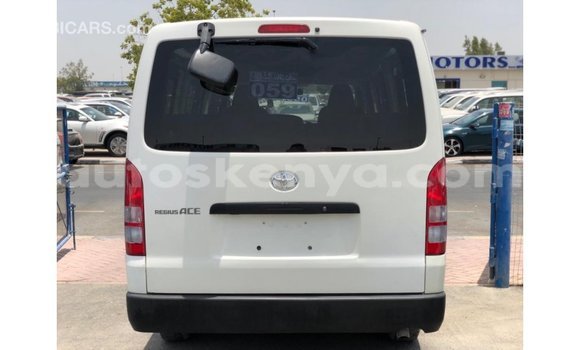 Nunua Imported Toyota DA Nyeupe Lori ndani ya Import - Dubai nchini Kati Kenya Nunua Imported Toyota DA Nyeupe Lori ndani ya Import - Dubai nchini Kati Kenya