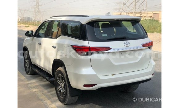 Buy Import Toyota Fortuner White Car in Import - Dubai in Central Kenya Buy Import Toyota Fortuner White Car in Import - Dubai in Central Kenya