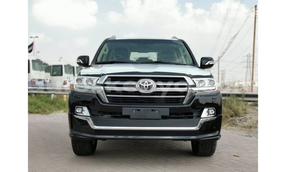 Buy Import Toyota Land Cruiser Black Car in Import - Dubai in Central Kenya Buy Import Toyota Land Cruiser Black Car in Import - Dubai in Central Kenya
