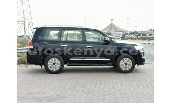 Buy Import Toyota Land Cruiser Black Car in Import - Dubai in Central Kenya Buy Import Toyota Land Cruiser Black Car in Import - Dubai in Central Kenya