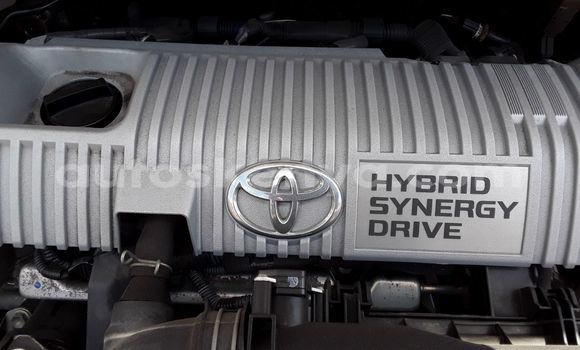 Oofamaa Toyota Prius Silver Makiinaa iti Nairobi keessatti Nairobi keessatti Oofamaa Toyota Prius Silver Makiinaa iti Nairobi keessatti Nairobi keessatti